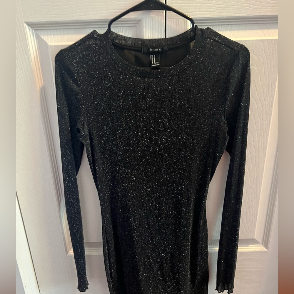Sparkly sheer party dress - only worn once! Size M